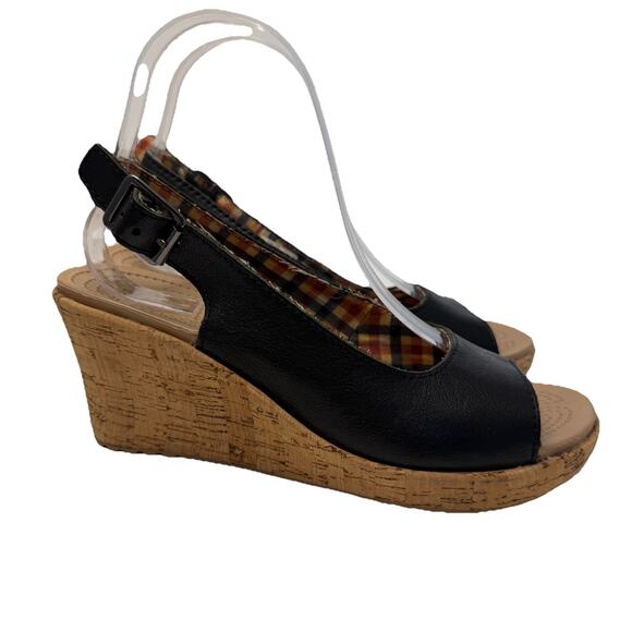 Crocs Womens A-Leigh Sandal Size 7 Black Leather Cork Wedge Heel Slingback Shoe - Picture 1 of 7